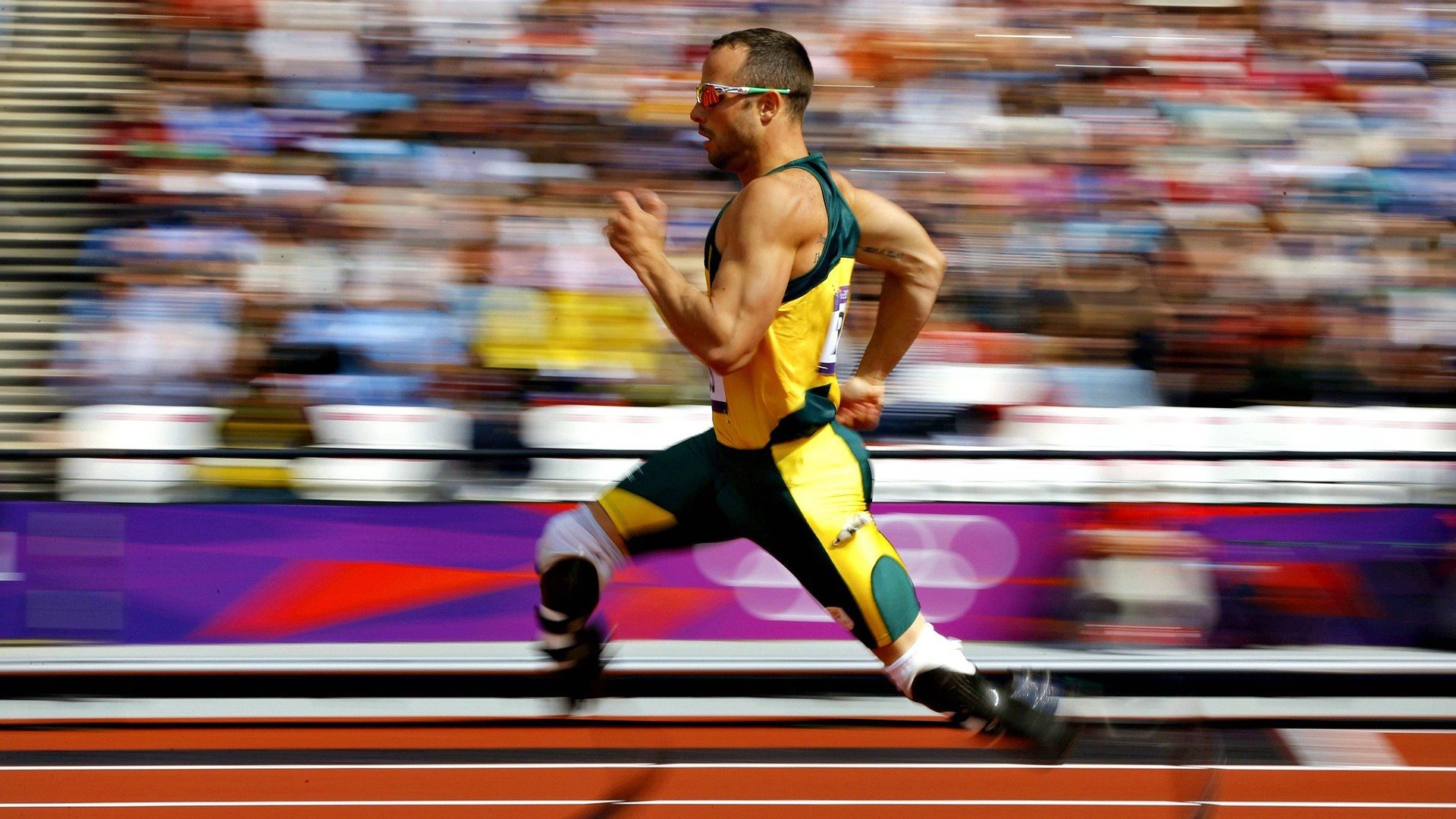 中国男篮发挥团队精神 力争胜利，中国男篮众人谈